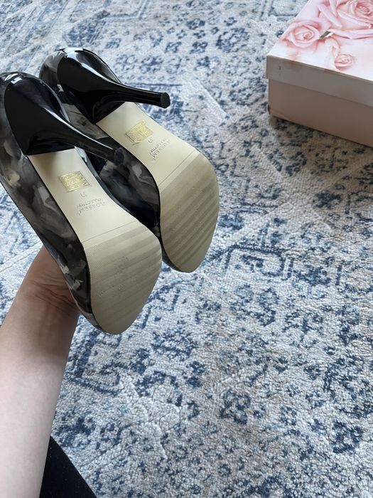 За 8500 тг новая