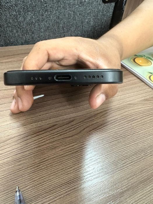 Iphone 15 92% идеалка