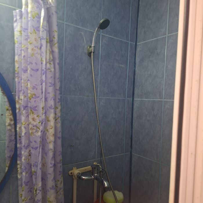 Apartament o cameră