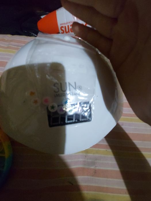 Продам бусены 1 светятся в темноте обни нет