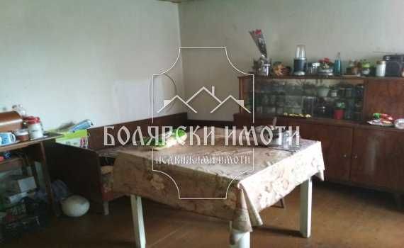 Къща с голям двор в Центъра на Горна Оряховица