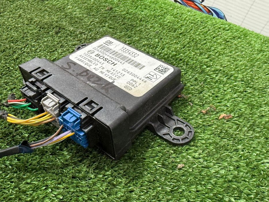 SENSOR MODUL PARCARE OPEL MOKKA 1.6 BENZINA 2015 COD OEM 13354532 1039J00443 2012-2016