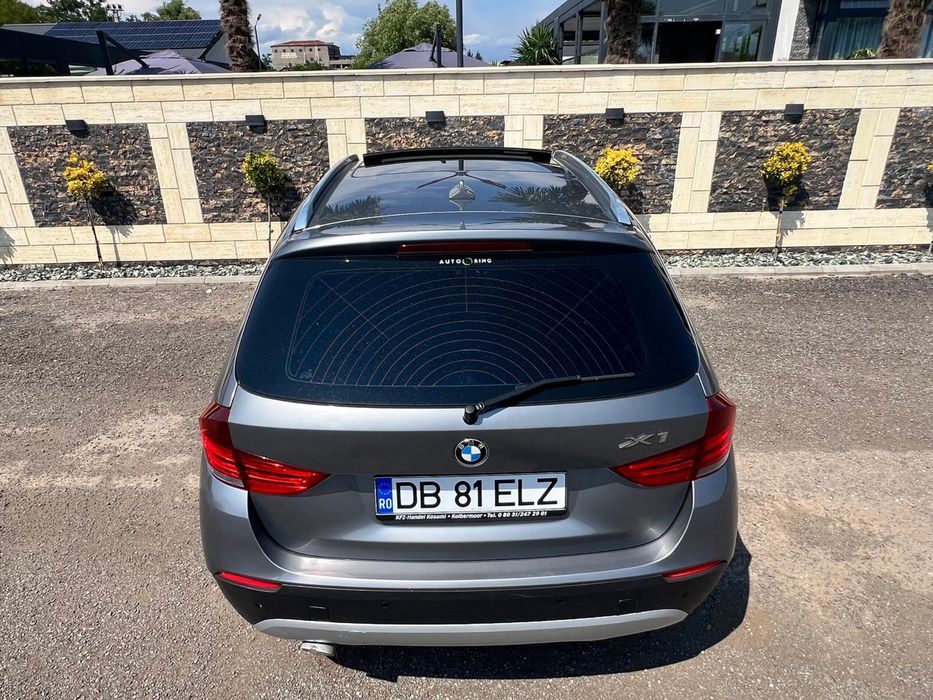 BMW X1 2.0 Diesel 204 CP automată • trapă panoramică • revizie completă OE- MAȘINĂ FOARTE ÎNGRIJITĂ!