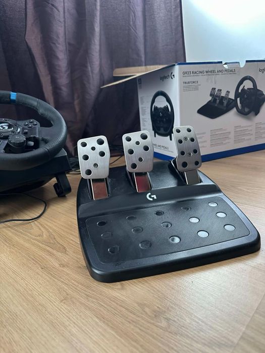 Logitech G923 волан с педали