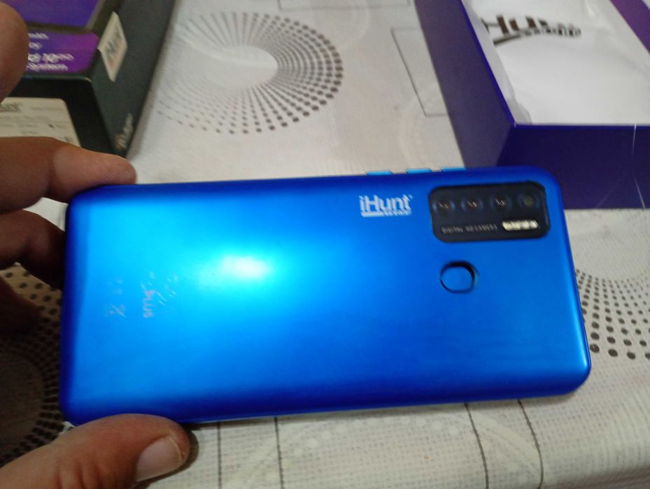 Телефон IHunt  за части