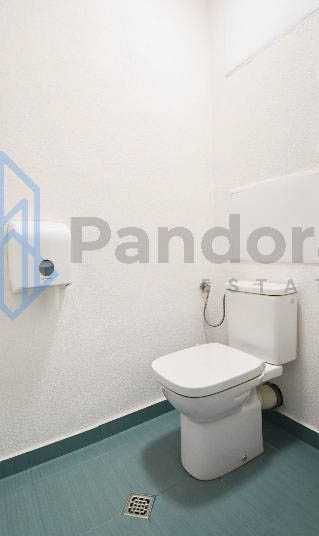 Дава се под наем Двустаен апартамент в София, Хладилника - 70 кв.м за 599 € - Снимка #6