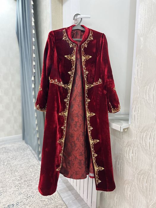 Продается  Бешпет и кажекей ручная работа