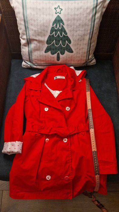 Червен детски шлифер за момиче 128/134