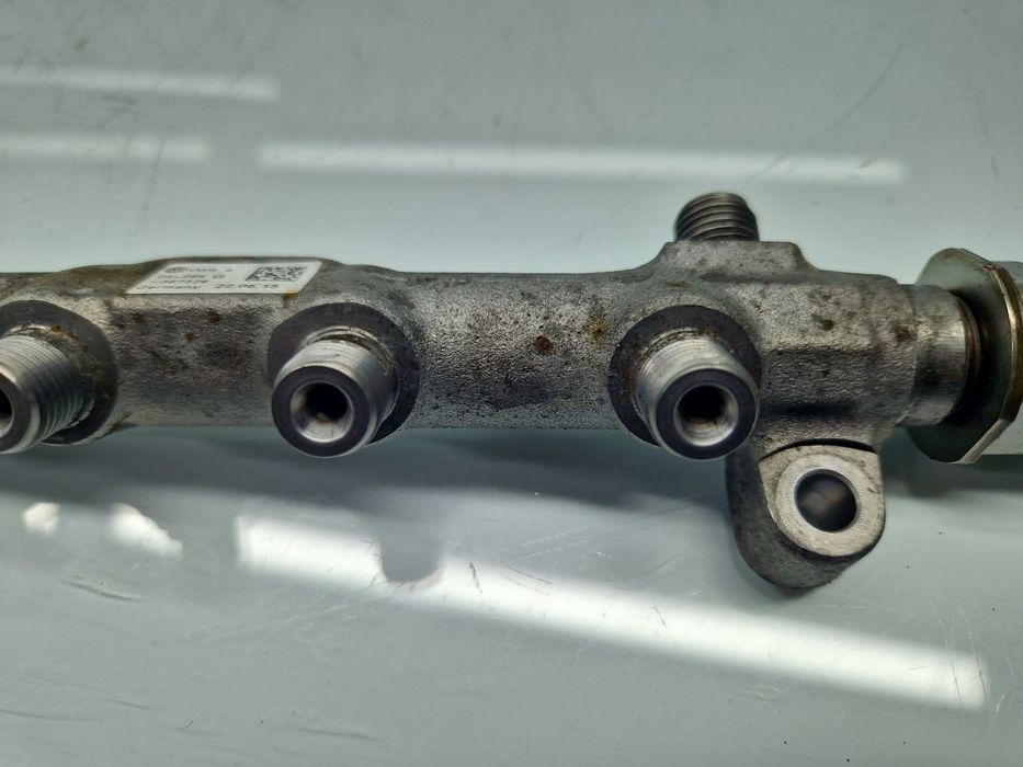 Rampa injectoare AUDI A3 Sportback (8VS, 8VM) [Fabr 2013-prezent] 04L0