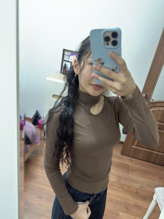 Кофта коричневая и белая