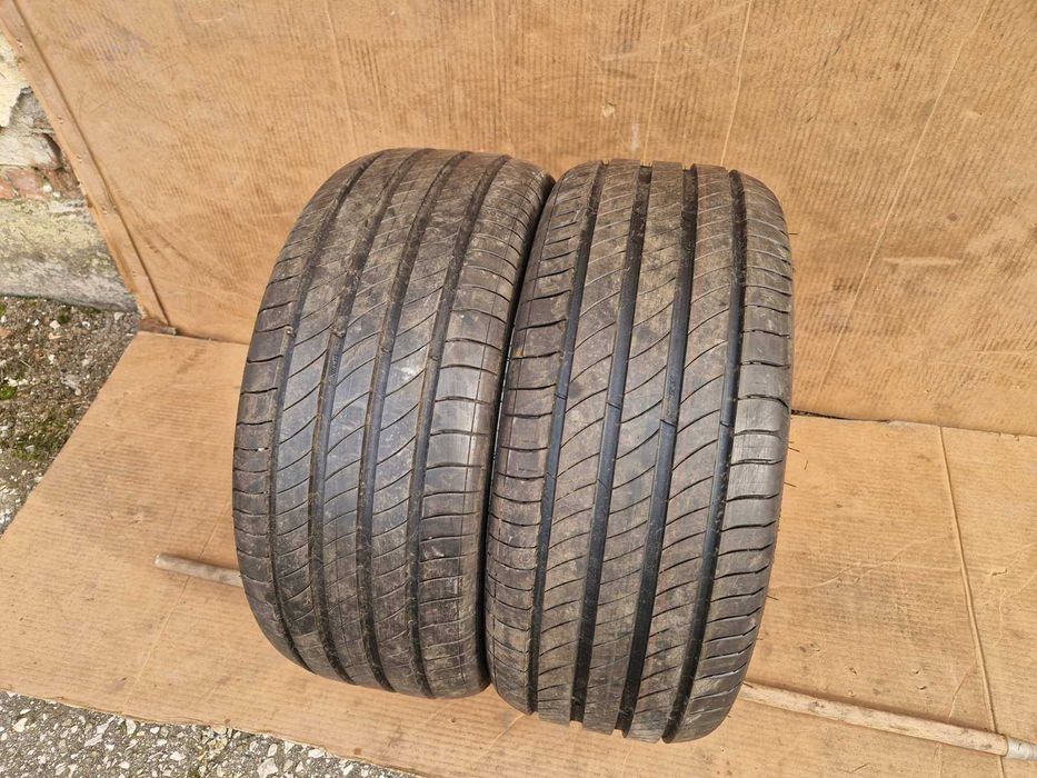 2 Michelin R18 225/40 Летни гуми  DOT2225