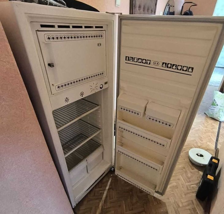 Холодильник Снежинка 3М