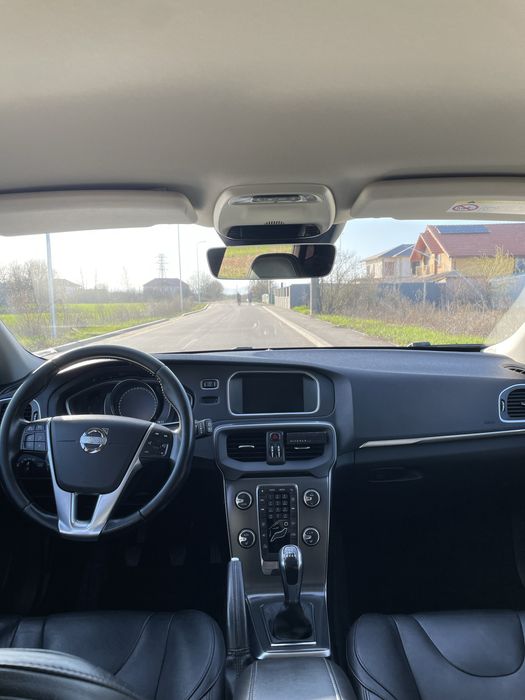 Volvo V40 D4 Summum Business