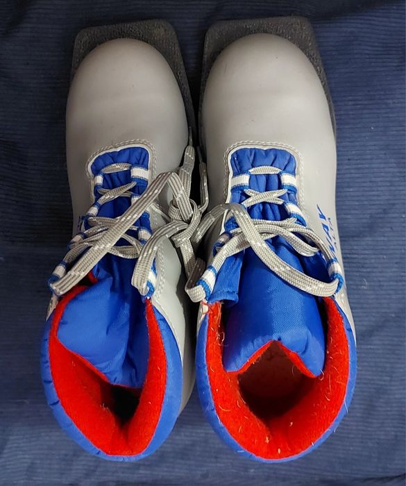 Лыжные ботинки 37 раз