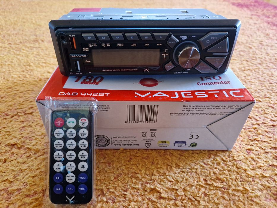 Radio auto Majestic