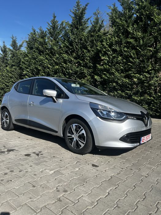 Renault Clio 1.2i R.A.R. Efectuat