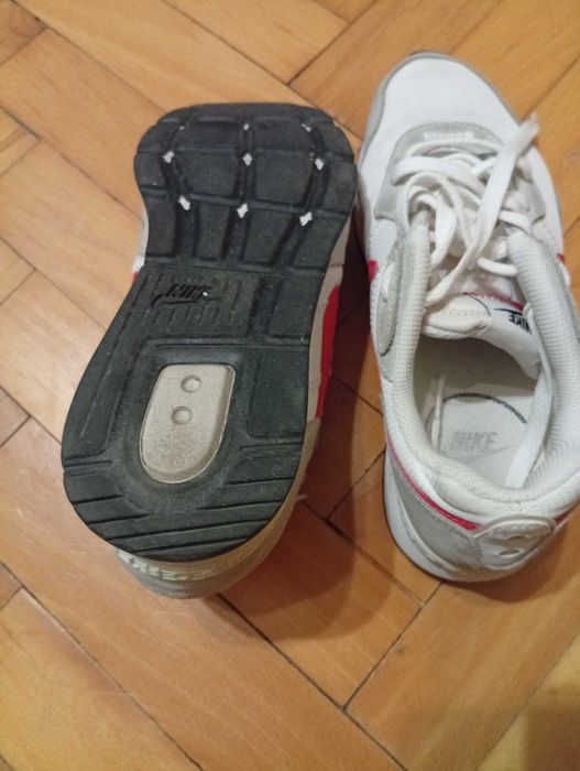 Дамски/детски маратонки Nike