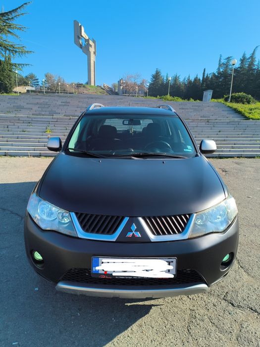 Продавам Mitsubishi Outlander 2