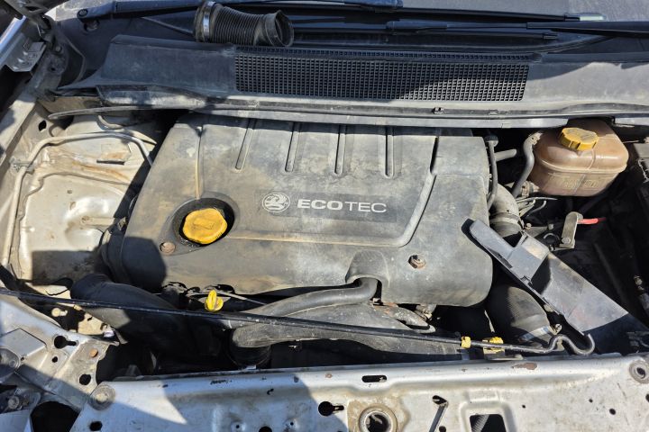 Oglinda stanga Opel Zafira 2009 1.9 CDTI MT (100 hp)