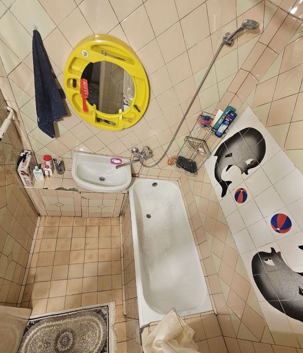 Сотилади ТТЗ-4    3/2/4   балкон 2х6.