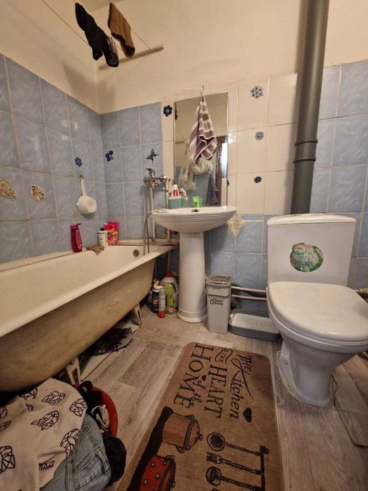 продам  1 ком.квартиру 7 мкр