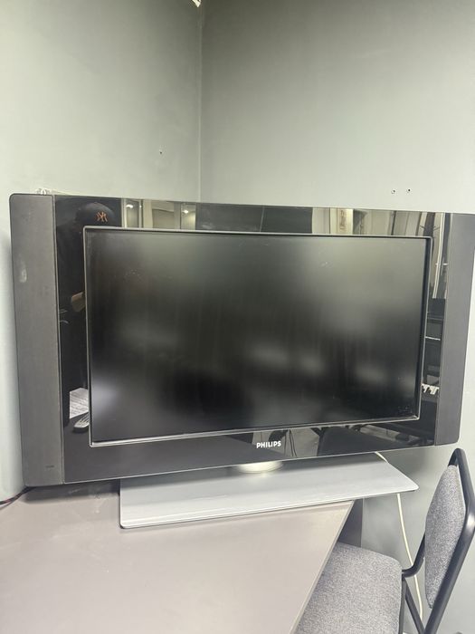 Телевизор Philips 95 см (37″), рабочий