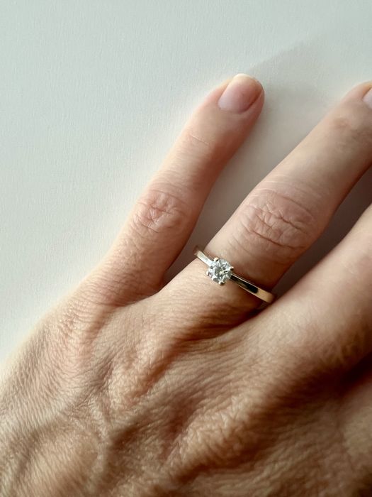 Inel logodnă aur alb 18K cu Diamant Natural 0.27 ct, Culoare E, Certificat IGI