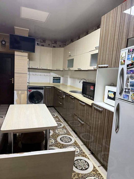 4/4/9 площадь:  110кв.м Бизнес Центр Дархан AKAY CITY