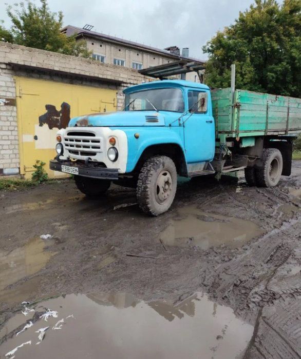 Экскаватор ва ЗИЛ хизмати