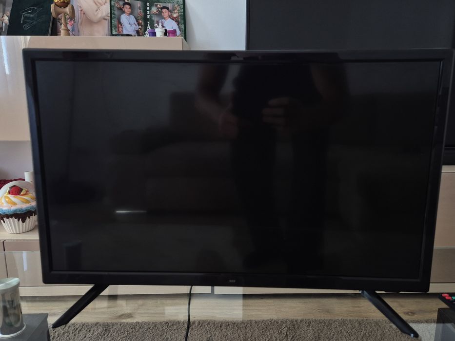 Televizor NEI HD 60cm