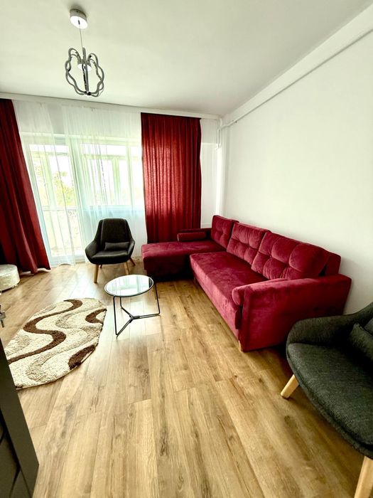 Apartament cu 2 camere ,et 3/4, str Doinei