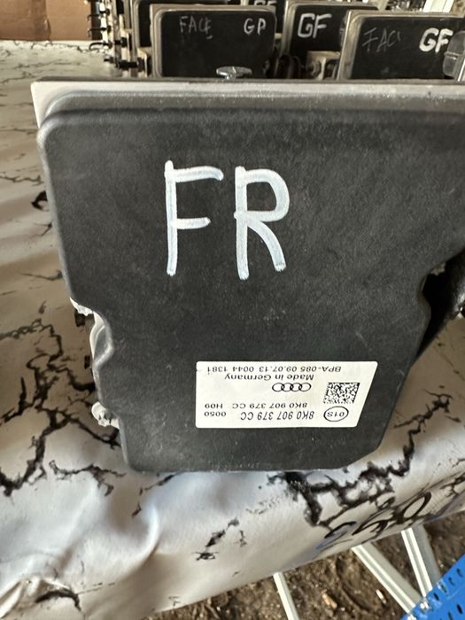 ABS модул Абс за Ауди Audi A4 A5 8K07073795CC 8K0614517FR