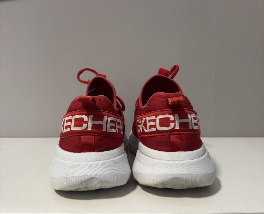 Кросовки Skechers