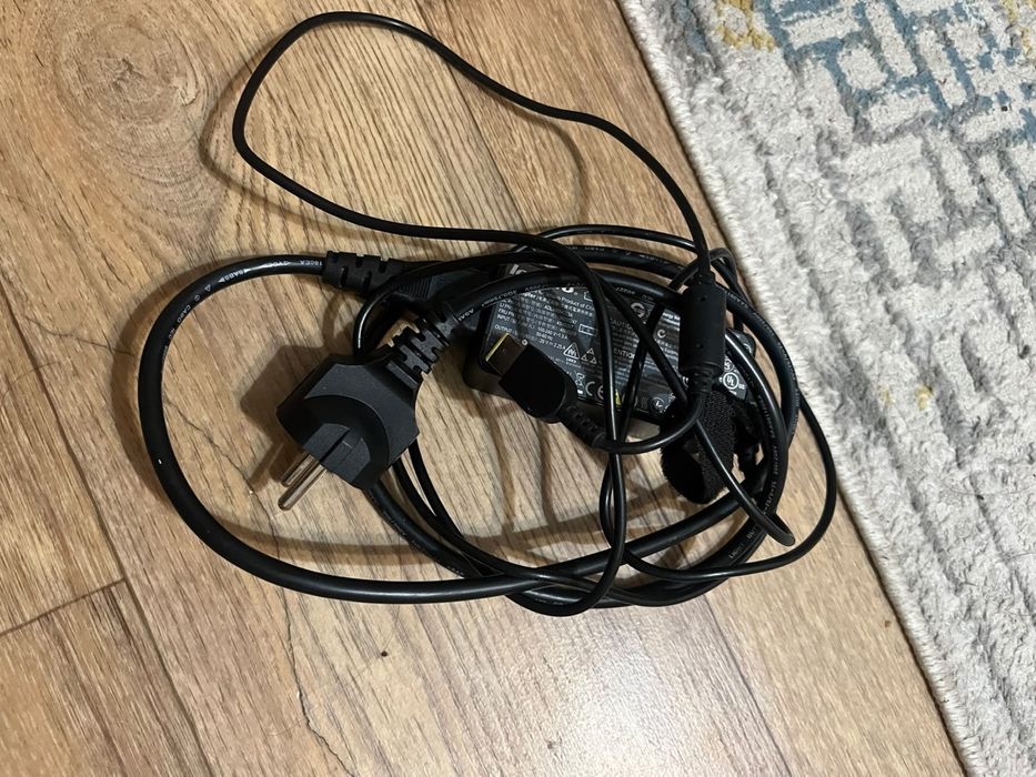 Продам наутюук lenovo