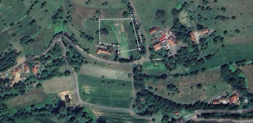 Teren intravilan la câteva minute de Deva