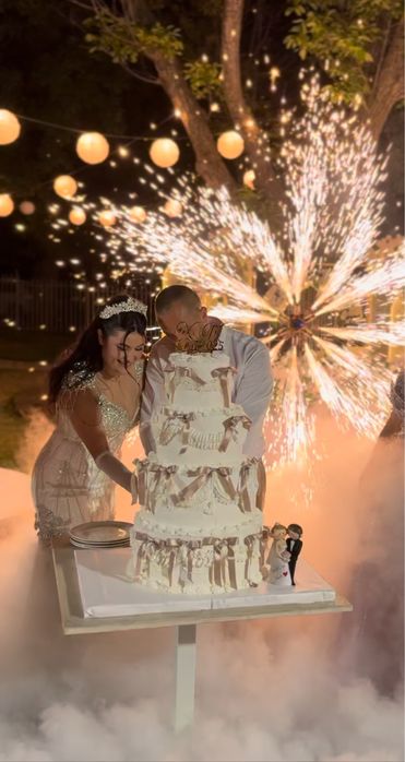 Танц на облаците,Огнено Цвете,Експлодиращи балони,Сценични фонтани