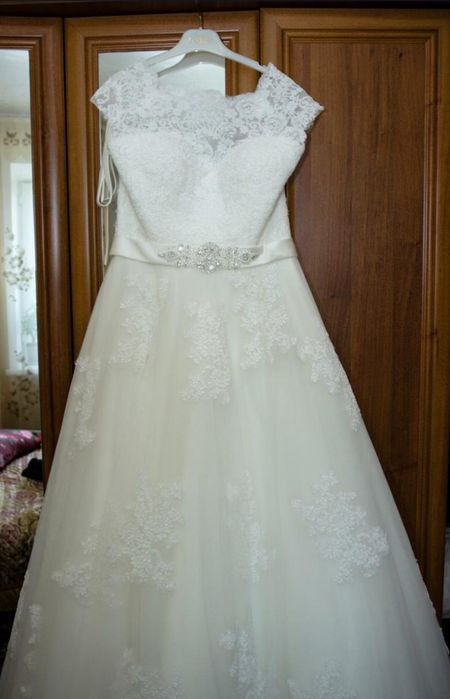 Продаётся свадебное платье