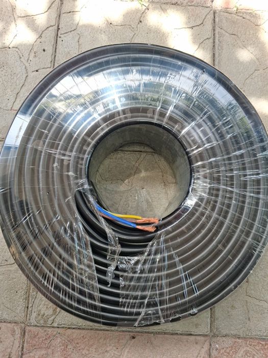 Cablu 3 x 4 100 metri