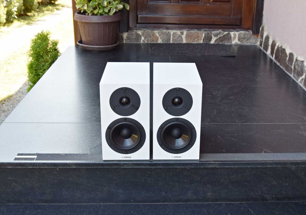 Boxe Yamaha NS-BP 200