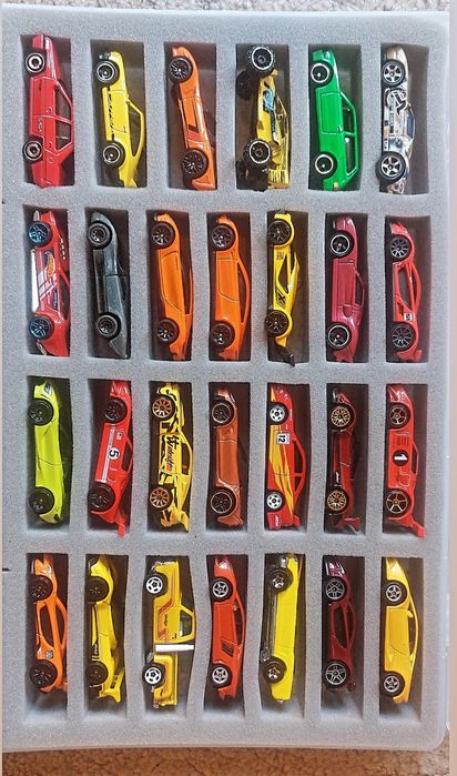 HOTWHEELS / Продавам 20% Намаление