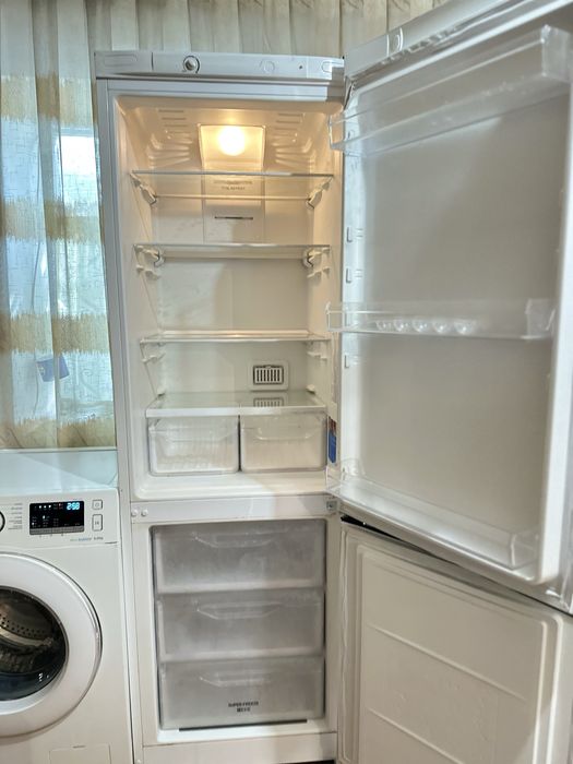 Холодильник Indesit no frost
