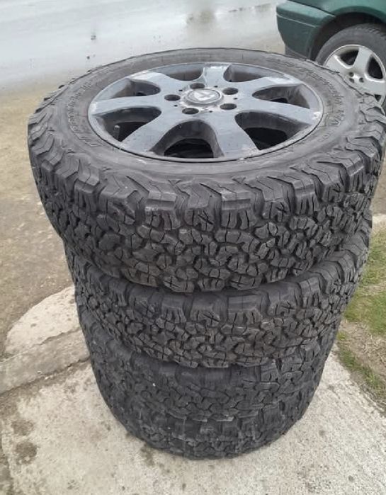 All terrain 215/65/16 джанти с гуми