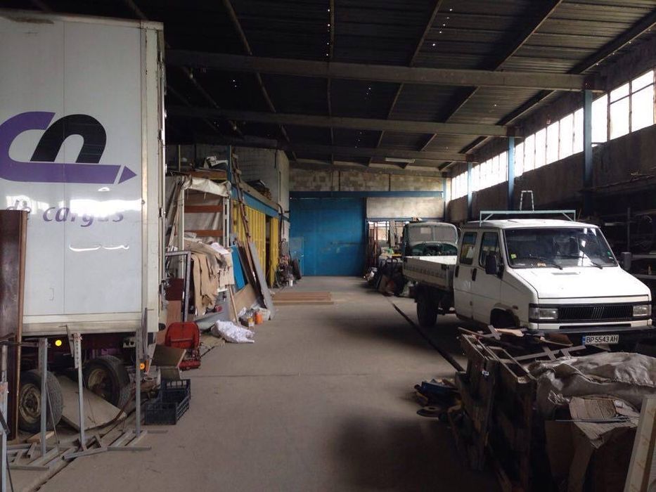 Дава се под наем Промишлена сграда в Враца, Кулата - 540 кв.м за 1495.83 € - Снимка #1