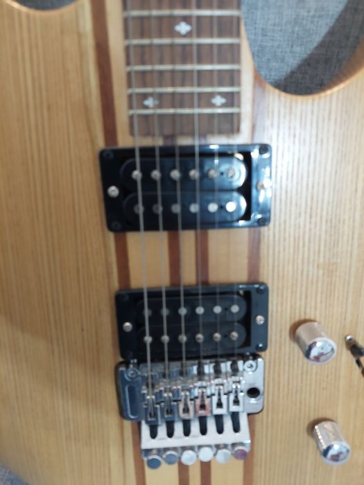 De vânzare Chitara Dimavery