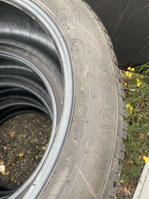 235/50/19 Nokian 4бр