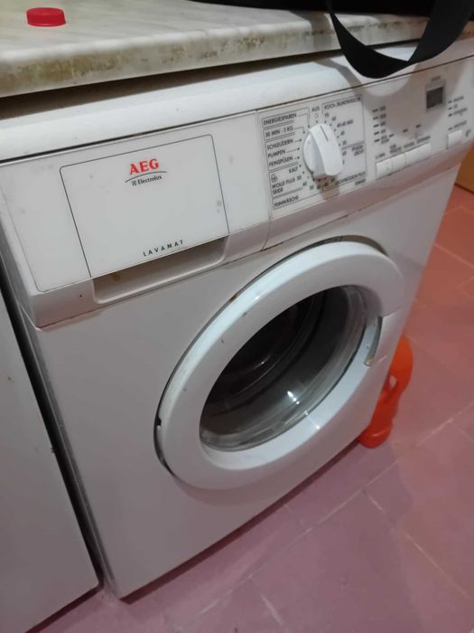 Предлагам гарсониера под наем