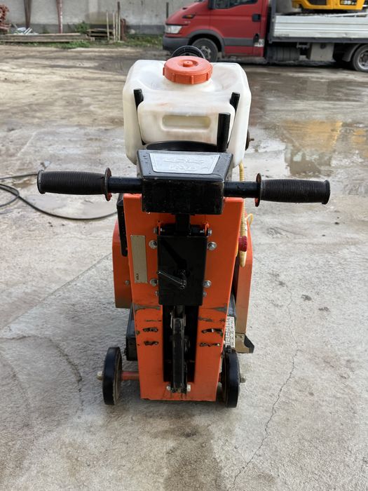 Фугорез за Бетон и Асфалт Golz FS175