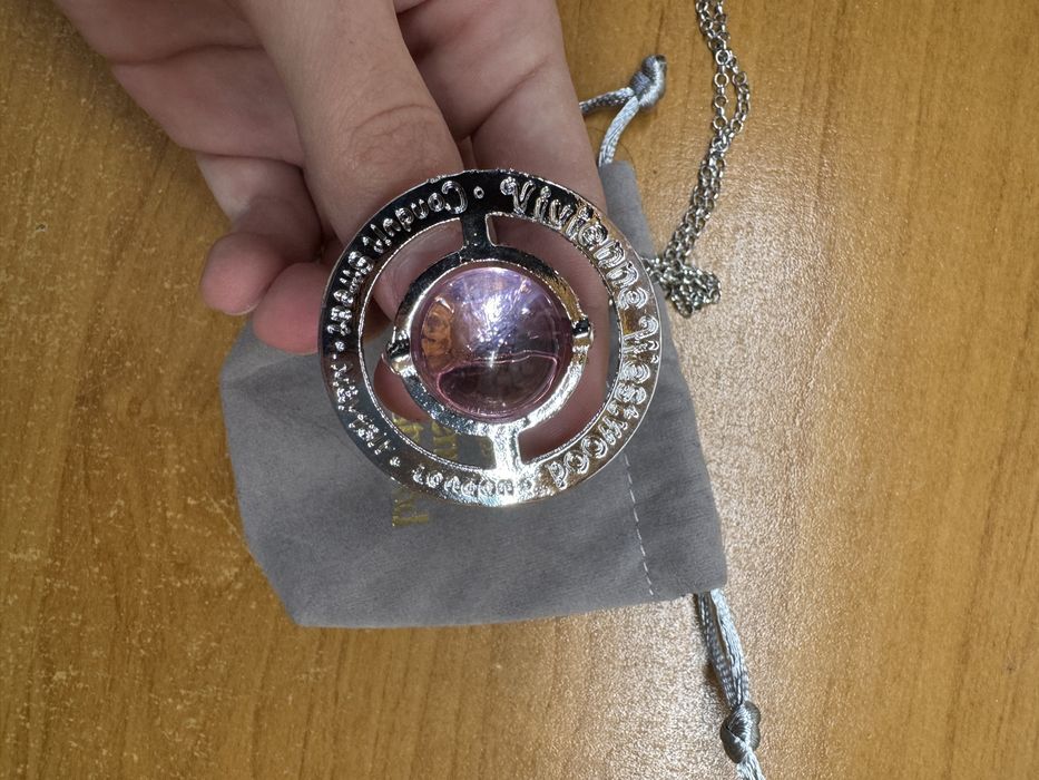 Lantisor Vivienne Westwood Saturn Roz