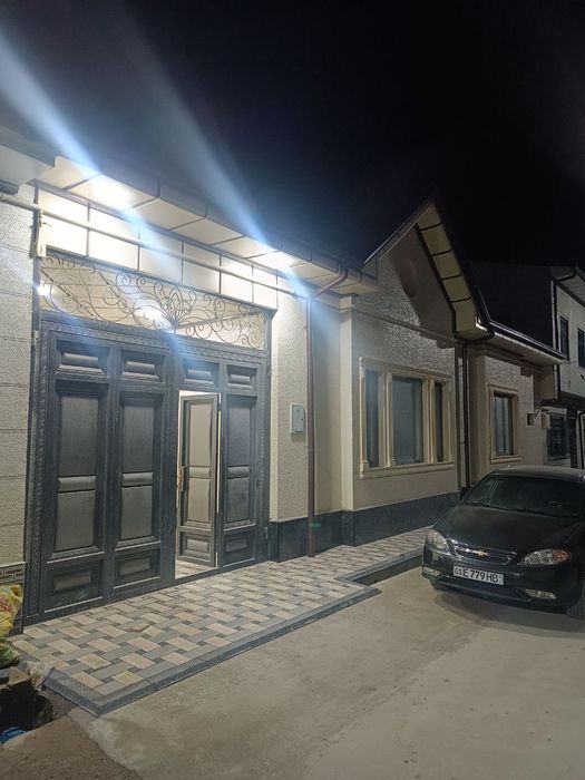 срочна уй  сотилади