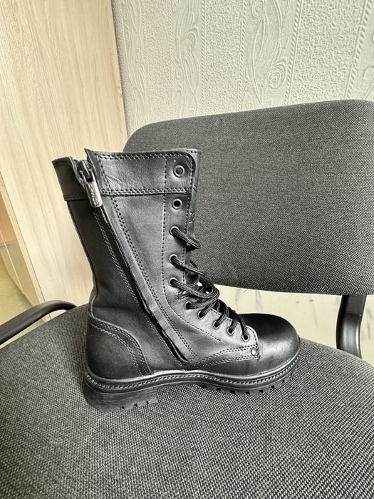 Продам новые летние берцы